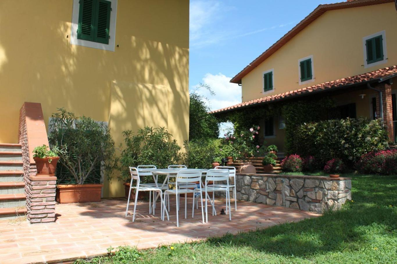 Casa Vacanze Casa Italia Lamporecchio Exteriör bild